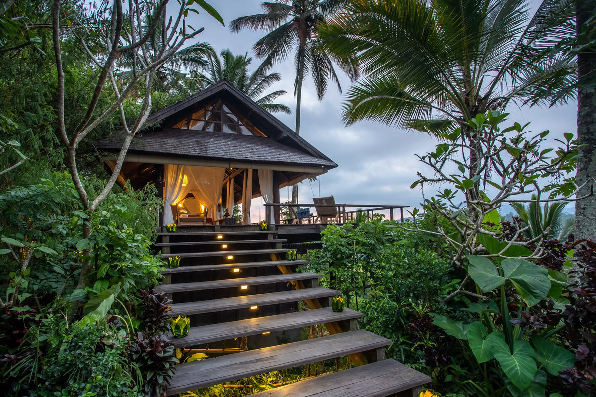 Buahan, A Banyan Tree Escape