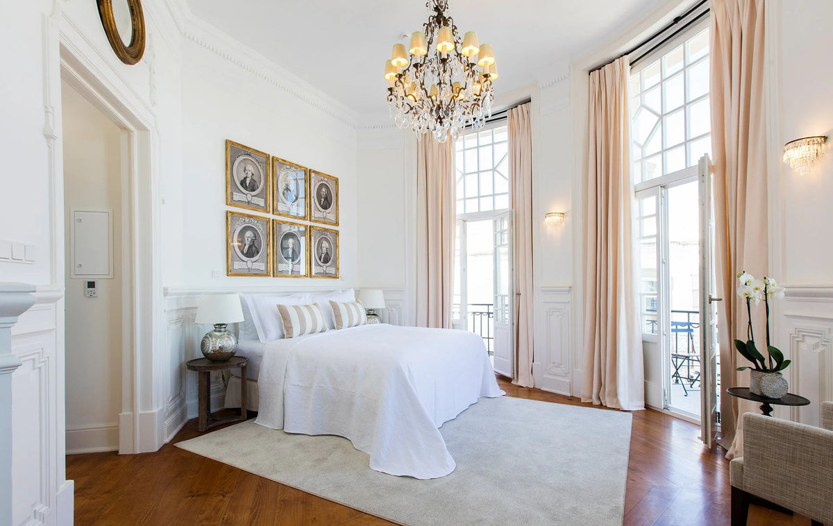 Grand House