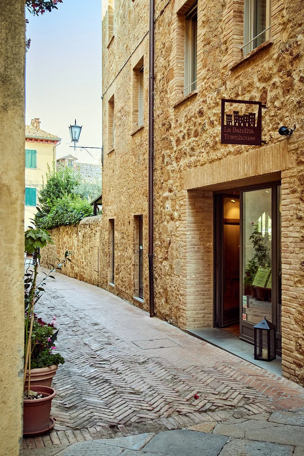 La Bandita Townhouse