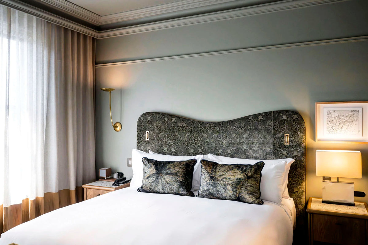 The Grand National Hotel by St Peter